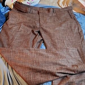 Tommy Hilfiger 40×32 dress slacks Great shape. Plaid.